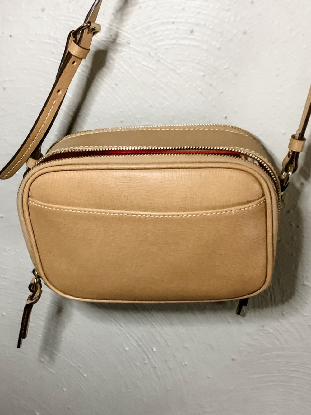 Brown Dooney & Bourke Leather Crossbody Sawyer Bag - Picture 4 of 4